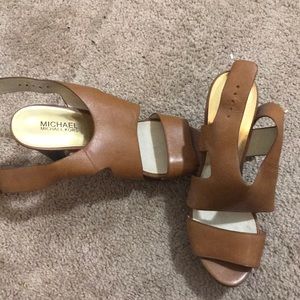 Micheal kors tan heals